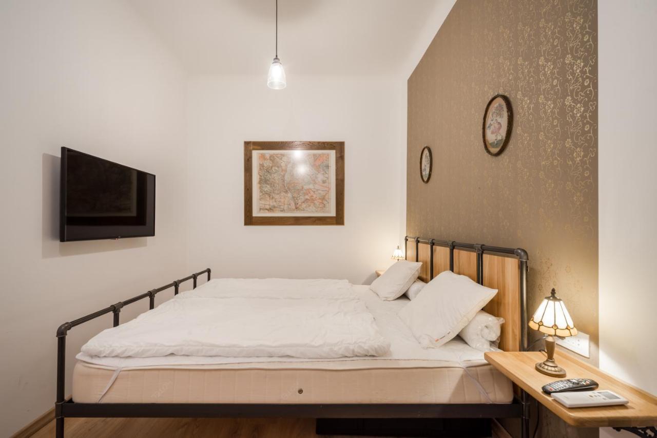 Ferienwohnung Bpr Kiraly Street Nest With A/C Budapest Exterior foto